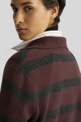 Arlo Mott - Allen Oversized Johnny - EGGPLSTR