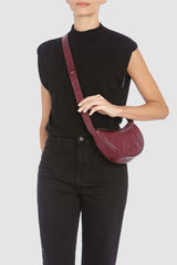 Il Bisonte - Small Oliveta Hobo Bag - BKCHERRY