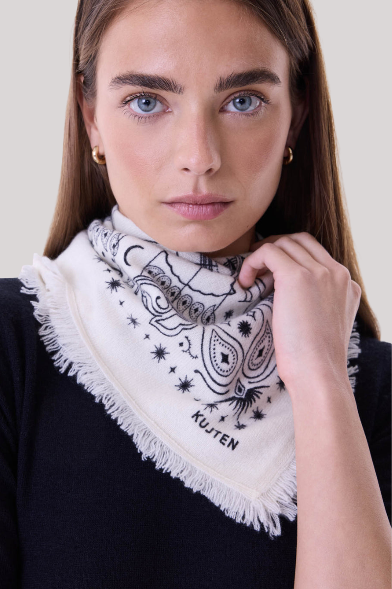 Kujten - Small Bandana Hachi Astro