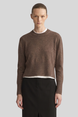 Arlo Mott - Warren Classic Crew Neck - BROWNSTO