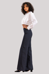 Avenue Montaigne - Flavia Seersucker Pant - NAVY