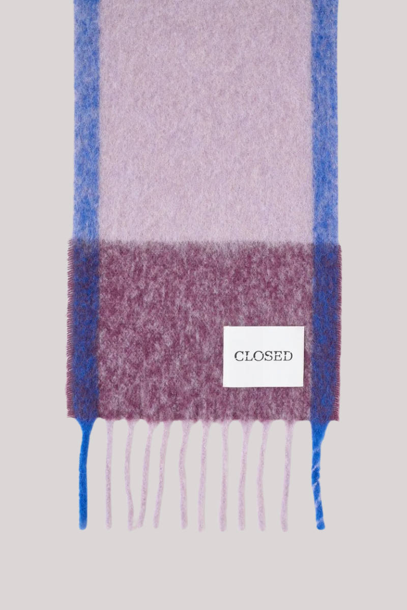 Closed - Scarf - GALBLUE