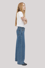 Still Here - Buckle Jean - CLASSBLU