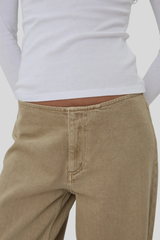 Still Here - Sport Jean - PEAR