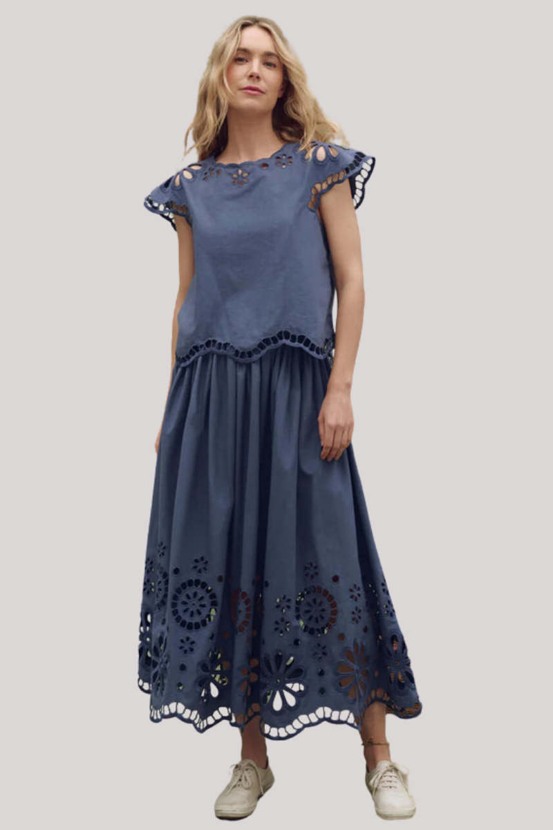 The Great - The Super Bloom Eyelet Top - VINTBLUE