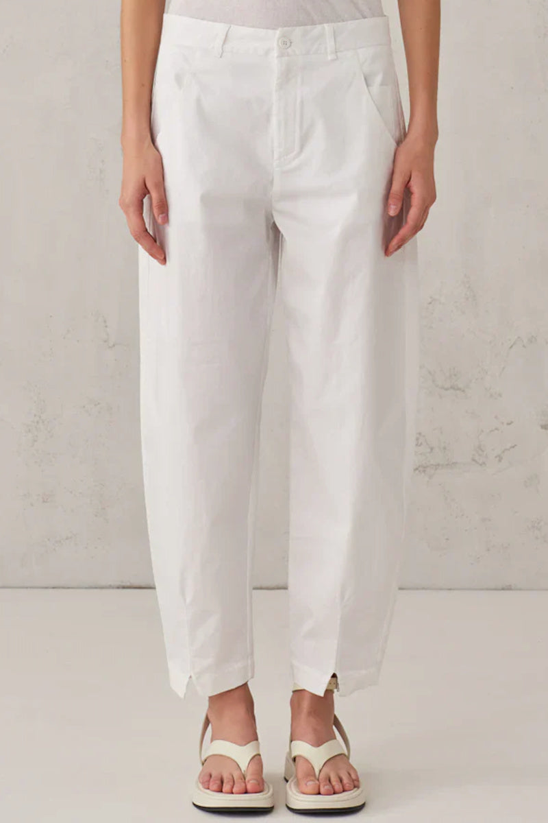 Transit - Comfort-Fit Stretch Cotton Trousers - WHITE